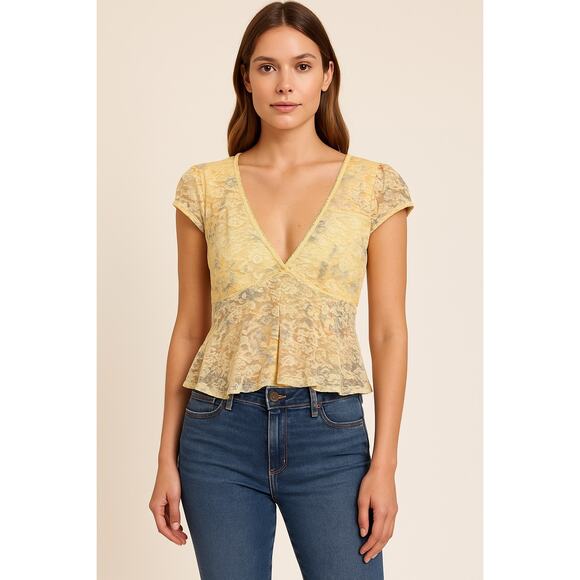 Madden Girl Yellow Floral Lace Peplum Top Romantic Coquette Balletcore M y2k - Picture 1 of 9